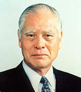 山本　文男（全国町村会長）