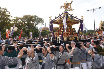 奉祝神輿渡御